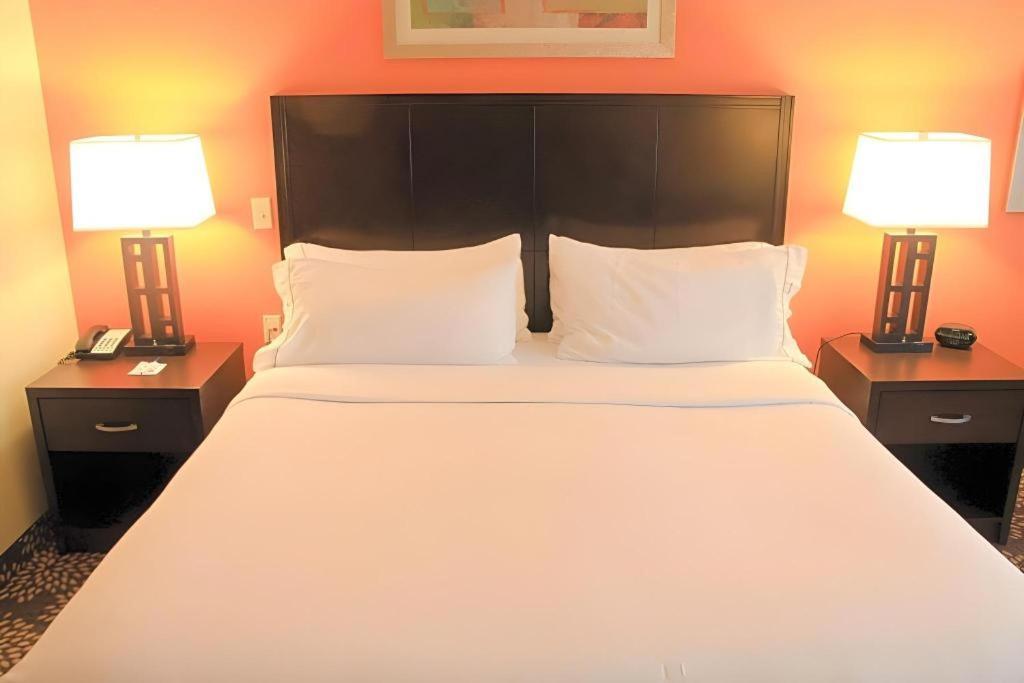 Holiday Inn Express Hotel & Suites Grand Island By Ihg Eksteriør bilde
