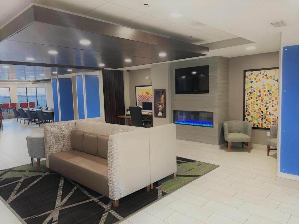 Holiday Inn Express Hotel & Suites Grand Island By Ihg Eksteriør bilde